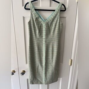 Carmen Marc Valvo Elegant Textured Dress